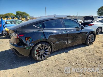 Trzecie zdjęcie samochodu z tyłu: 2024 TESLA MODEL Y VIN:7SAYGDEF1RF168928 - miniatura
