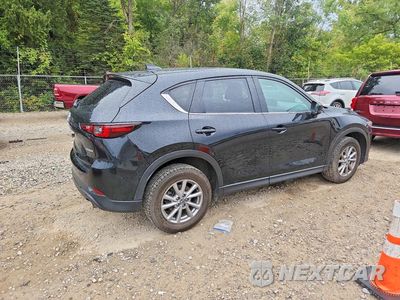 Trzecie zdjęcie samochodu z tyłu: 2022 MAZDA CX-5 SELECT VIN:JM3KFBBM7N0614013 - miniatura