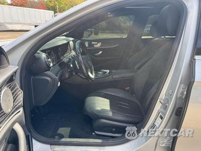 Zdjęcie 12 z 13 samochodu: 2017 MERCEDES-BENZ E 300 4MATIC VIN:WDDZF4KB8HA244034 - miniatura