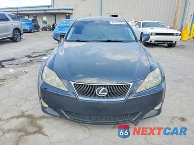 Piąte zdjęcie samochodu w środku: 2008 LEXUS IS 350 VIN:JTHBE262285018110 - miniatura