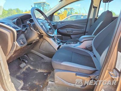 Zdjęcie 7 z 13 samochodu: 2014 FORD ESCAPE S VIN:1FMCU0F78EUC07060 - miniatura