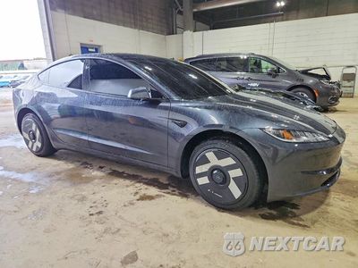 Czwarte zdjęcie samochodu z boku: 2026 TESLA MODEL 3 VIN:5YJ3E1EA9TF193423 - miniatura