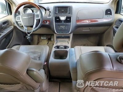 Zdjęcie 8 z 13 samochodu: 2013 CHRYSLER TOWN AND COUNTRY LIMITED VIN:2C4RC1GG4DR734787 - miniatura