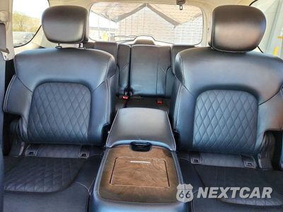 Zdjęcie 10 z 13 samochodu: 2019 INFINITI QX80 LUXE VIN:JN8AZ2NF8K9685855 - miniatura