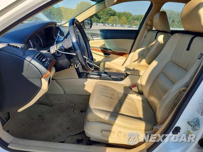 Zdjęcie 7 z 12 samochodu: 2011 HONDA ACCORD EXL VIN:5KBCP3F81BB002000 - miniatura