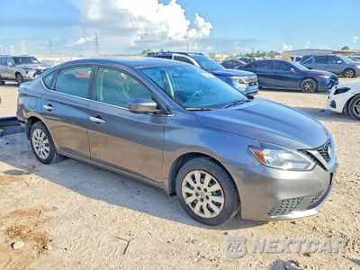Czwarte zdjęcie samochodu z boku: 2019 NISSAN SENTRA S VIN:3N1AB7AP0KY326735 - miniatura