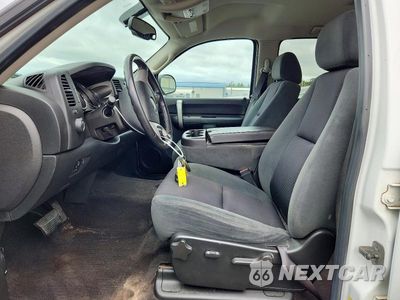 Zdjęcie 7 z 12 samochodu: 2009 GMC SIERRA K2500 SLE VIN:1GTHK53K09F135366 - miniatura