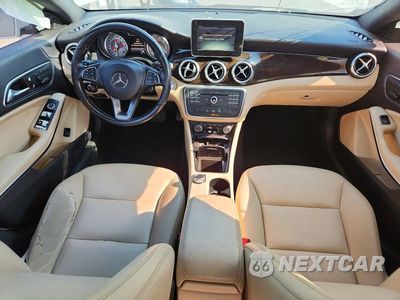 Zdjęcie 8 z 12 samochodu: 2015 MERCEDES-BENZ CLA 250 VIN:WDDSJ4EB3FN218510 - miniatura