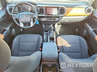 Zdjęcie 8 z 12 samochodu: 2020 TOYOTA TACOMA SR5 V6 VIN:5TFAZ5CN5LX090613 - miniatura