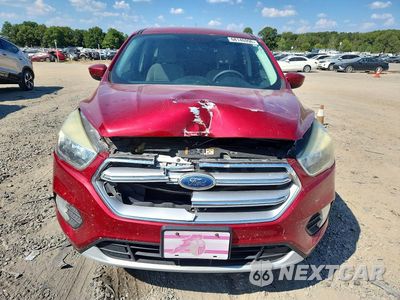 Piąte zdjęcie samochodu w środku: 2017 FORD ESCAPE SE VIN:1FMCU0GD8HUB88910 - miniatura
