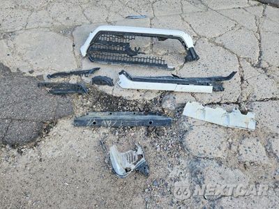 Zdjęcie 12 z 13 samochodu: 2017 TOYOTA TACOMA SR V6 VIN:3TMCZ5AN1HM073641 - miniatura