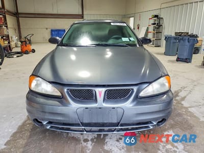 Piąte zdjęcie samochodu w środku: 2004 PONTIAC GRAND AM SE1 VIN:1G2NF52E94M604241 - miniatura