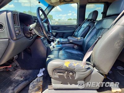 Zdjęcie 7 z 12 samochodu: 2001 GMC NEW SIERRA C1500 VIN:2GTEC19T011382567 - miniatura
