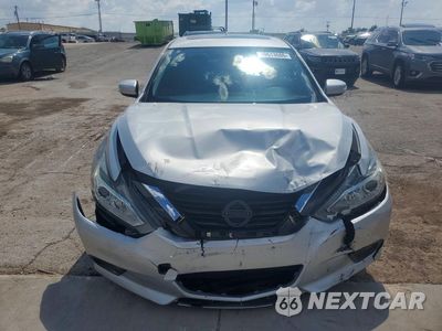 Piąte zdjęcie samochodu w środku: 2017 NISSAN ALTIMA 2.5 SV VIN:1N4AL3APXHC475244 - miniatura