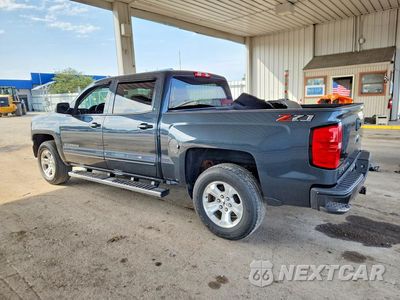 Drugie zdjęcie samochodu z przodu: 2018 CHEVROLET SILVERADO K1500 LT VIN:3GCUKREC2JG518899 - miniatura