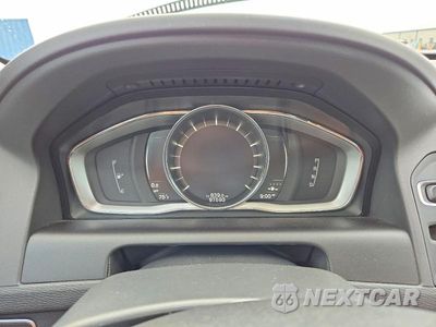 Zdjęcie 9 z 12 samochodu: 2017 VOLVO XC60 T5 INSCRIPTION VIN:YV440MDU3H2147254 - miniatura