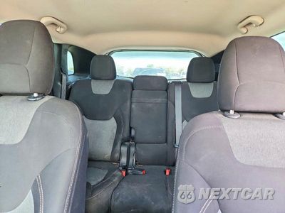 Zdjęcie 10 z 13 samochodu: 2016 JEEP CHEROKEE SPORT VIN:1C4PJLAB8GW159045 - miniatura