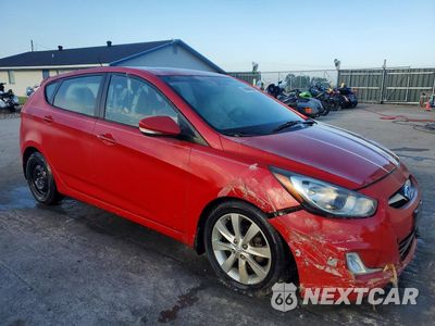 Czwarte zdjęcie samochodu z boku: 2013 HYUNDAI ACCENT SE VIN:KMHCU5AE4DU089199 - miniatura