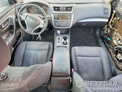 Zdjęcie 8 z 12 samochodu: 2016 NISSAN ALTIMA 2.5 S VIN:1N4AL3AP4GC218434 - miniatura