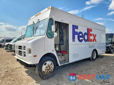2000 INTERNATIONAL 1652-SC DELIVERY TRUCK 1HTMGABM1YA024285 - główne zdjęcie licytacji z USA - miniatura