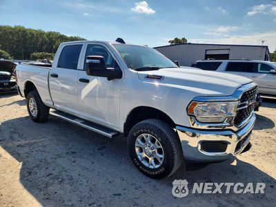 Czwarte zdjęcie samochodu z boku: 2024 RAM 2500 TRADESMAN VIN:3C6UR5CJXRG313484 - miniatura