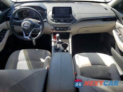Zdjęcie 8 z 12 samochodu: 2020 NISSAN ALTIMA SV VIN:1N4BL4DV5LC261629 - miniatura
