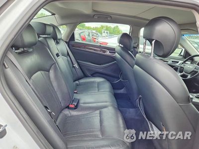 Zdjęcie 10 z 13 samochodu: 2015 HYUNDAI GENESIS 3.8L VIN:KMHGN4JE5FU052223 - miniatura