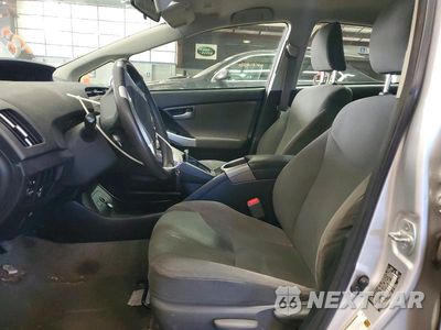 Zdjęcie 7 z 13 samochodu: 2012 TOYOTA PRIUS TWO VIN:JTDKN3DU1C5414288 - miniatura