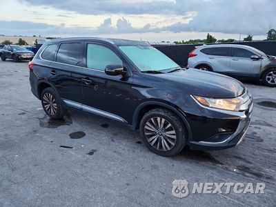 Czwarte zdjęcie samochodu z boku: 2019 MITSUBISHI OUTLANDER SE VIN:JA4AD3A39KZ028472 - miniatura