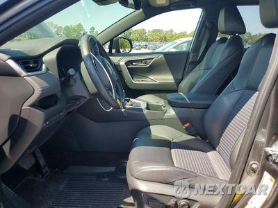 Zdjęcie 7 z 13 samochodu: 2023 TOYOTA RAV4 XSE VIN:JTME6RFV9PD547928 - miniatura