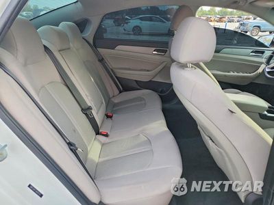 Zdjęcie 10 z 12 samochodu: 2018 HYUNDAI SONATA SEL VIN:5NPE34AF7JH676733 - miniatura