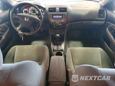 Zdjęcie 8 z 12 samochodu: 2007 HONDA ACCORD SE VIN:1HGCM56347A093773 - miniatura