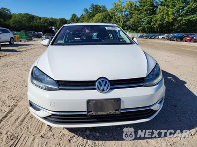 Piąte zdjęcie samochodu w środku: 2018 VOLKSWAGEN GOLF SPORTWAGEN S VIN:3VW117AU6JM766046 - miniatura