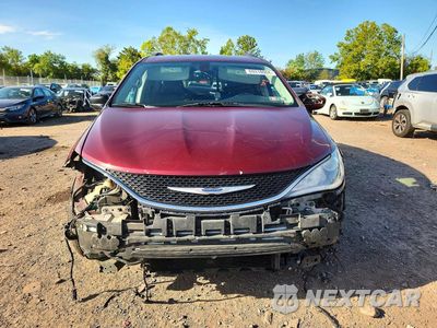 Piąte zdjęcie samochodu w środku: 2019 CHRYSLER PACIFICA TOURING L VIN:2C4RC1BG9KR559926 - miniatura