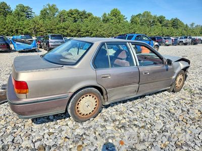 Trzecie zdjęcie samochodu z tyłu: 1992 HONDA ACCORD EX VIN:1HGCB7671NA219783 - miniatura