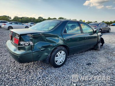 Trzecie zdjęcie samochodu z tyłu: 2001 TOYOTA CAMRY LE VIN:4T1BG22K11U796097 - miniatura