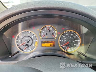Zdjęcie 9 z 13 samochodu: 2012 NISSAN ARMADA SV VIN:5N1AA0NC3CN606951 - miniatura