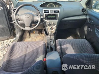 Zdjęcie 8 z 12 samochodu: 2007 TOYOTA YARIS BASE VIN:JTDBT923571042020 - miniatura