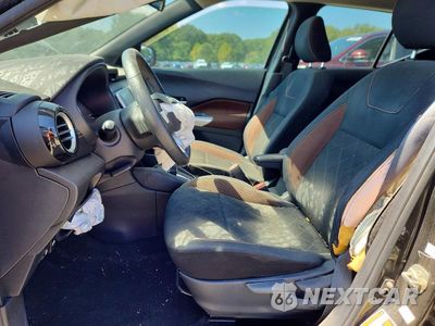 Zdjęcie 7 z 12 samochodu: 2020 NISSAN KICKS SR VIN:3N1CP5DV4LL516609 - miniatura