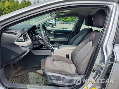 Zdjęcie 7 z 12 samochodu: 2019 TOYOTA CAMRY LE VIN:4T1B11HK8KU736287 - miniatura