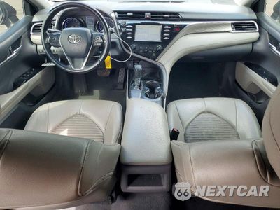 Zdjęcie 8 z 12 samochodu: 2018 TOYOTA CAMRY SE VIN:4T1B11HK7JU618827 - miniatura