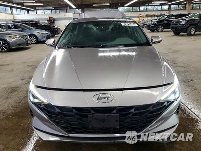 Piąte zdjęcie samochodu w środku: 2023 HYUNDAI ELANTRA SE VIN:KMHLL4AG2PU578347 - miniatura