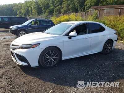 2021 TOYOTA CAMRY SE 4T1G11AK9MU525537 - główne zdjęcie licytacji z USA - miniatura