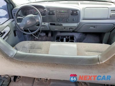 Zdjęcie 8 z 12 samochodu: 2006 FORD F250 SUPER DUTY VIN:1FTSW20566EB88579 - miniatura
