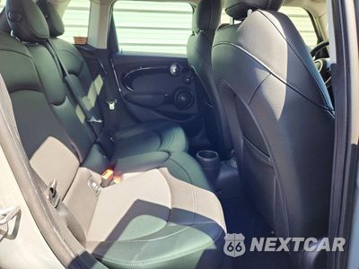 Zdjęcie 10 z 13 samochodu: 2017 MINI COOPER S VIN:WMWXU3C36H2F49258 - miniatura