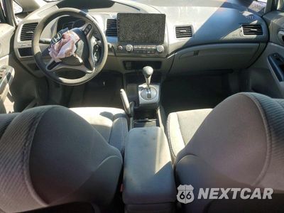 Zdjęcie 8 z 12 samochodu: 2010 HONDA CIVIC LX VIN:2HGFA1F51AH317378 - miniatura