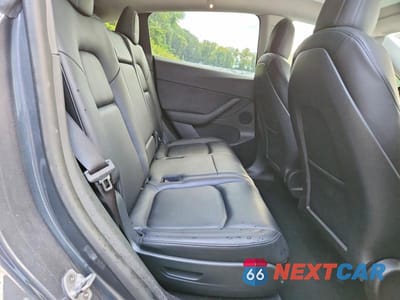 Zdjęcie 11 z 14 samochodu: 2022 TESLA MODEL Y VIN:7SAYGAEE7NF419807 - miniatura