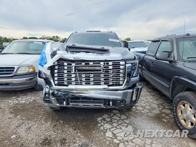 Piąte zdjęcie samochodu w środku: 2025 GMC SIERRA K2500 DENALI VIN:1GT4UREY1SF260710 - miniatura