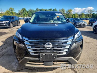 Piąte zdjęcie samochodu w środku: 2025 NISSAN ROGUE SV VIN:5N1BT3BB1SC867047 - miniatura