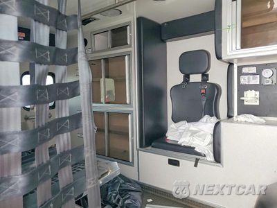 Zdjęcie 11 z 13 samochodu: 2021 FORD E-350 - AMBULANCE VIN:1FDWE3FN2MDC38698 - miniatura